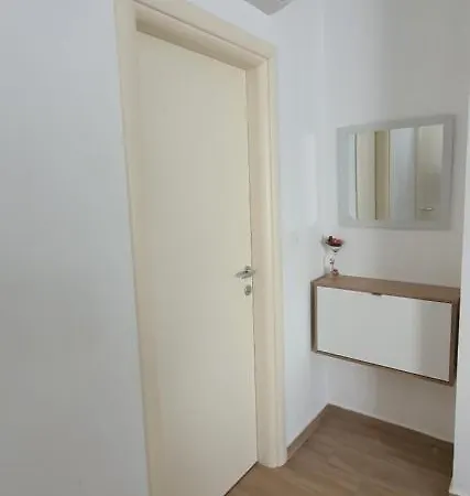 Sunrise With Private Parking * プーラ