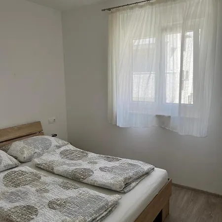 Sunrise With Private Parking Appartamento