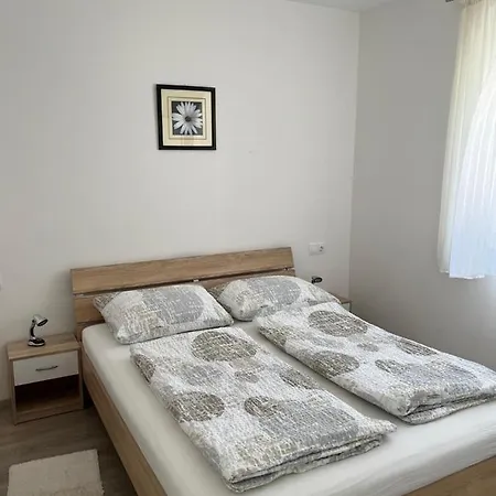 Appartamento Sunrise With Private Parking