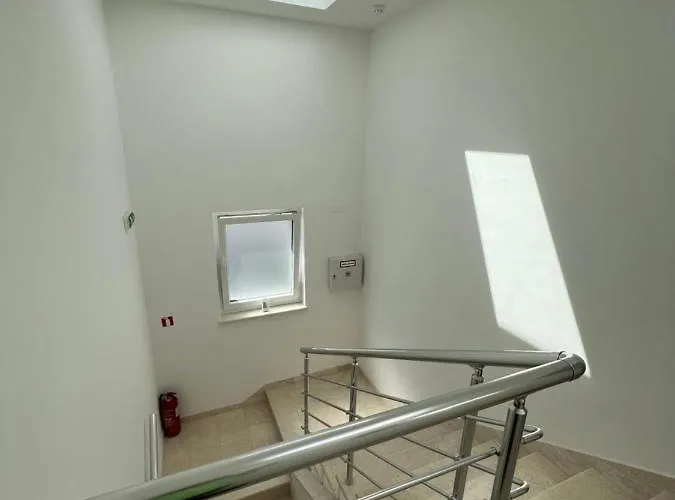 Sunrise With Private Parking Διαμέρισμα *