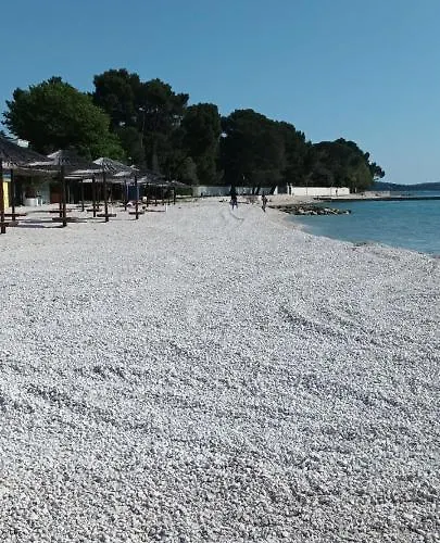 Sunrise With Private Parking Διαμέρισμα