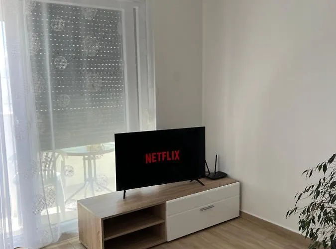 Sunrise With Private Parking Πούλα