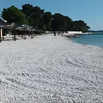 Sunrise With Private Parking Апартаменты