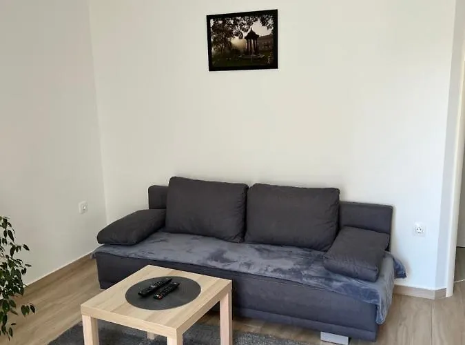 Sunrise With Private Parking * Pula