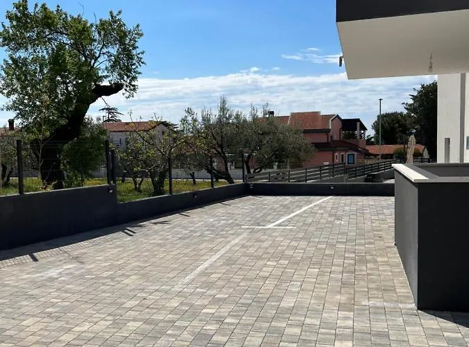 Apartment Sunrise With Private Parking *